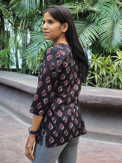 Short Kurti